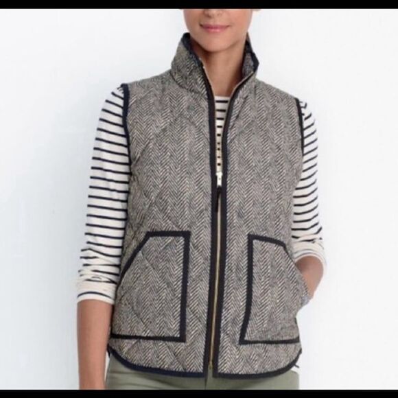 J. Crew Excursion Quilted Down Puffer Herringbone Vest Black White NWOT - Picture 11 of 12